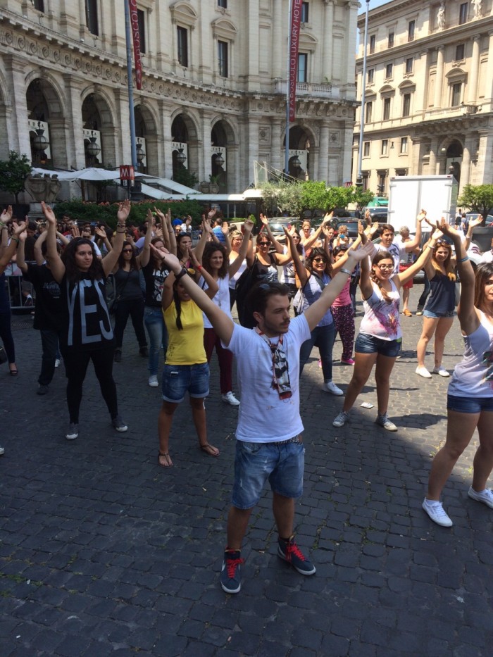 #SIMILIDAY flashmob Roma