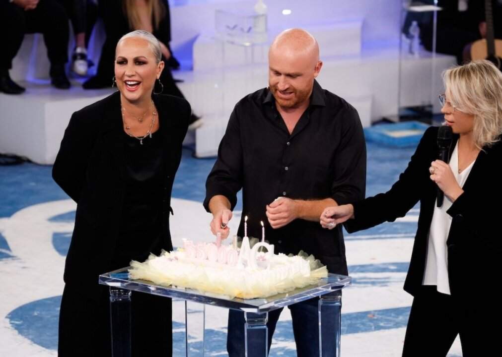 Amici di Maria De Filippi riassunto