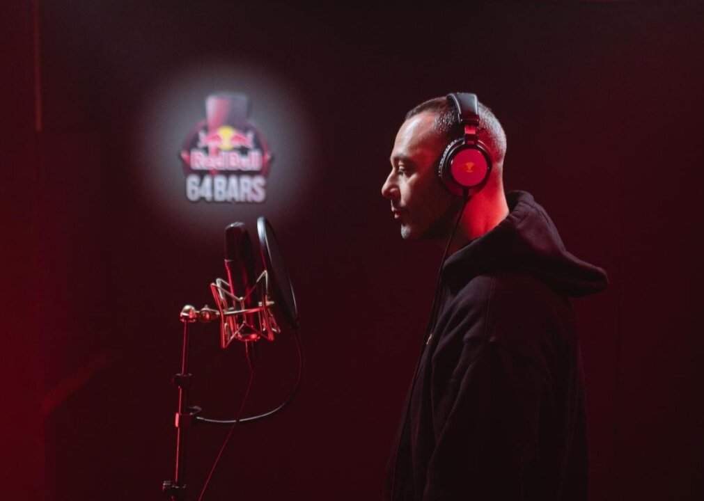 Fabri Fibra Red Bull 64 Bars