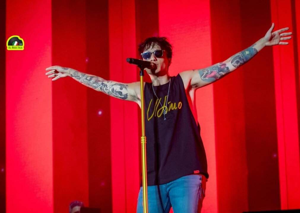 Ultimo live a Scampia