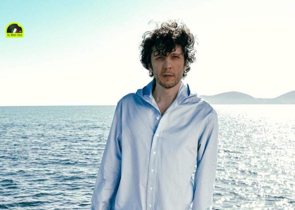 Ermal Meta Ti scatterò una foto Tiziano Ferro