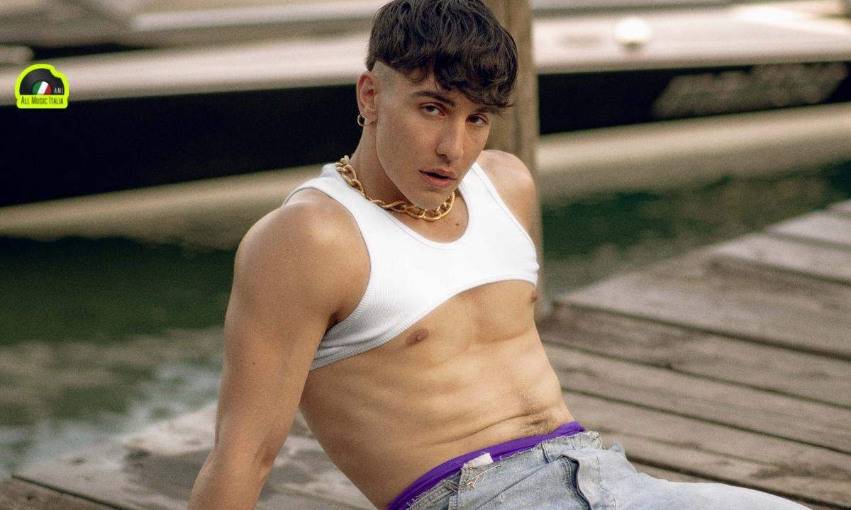 Vergo Superomantico testo