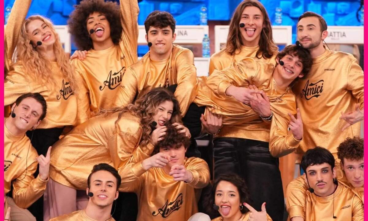 Amici 22 serale ecco le squadre, gli inediti e tutto quello che c'è da