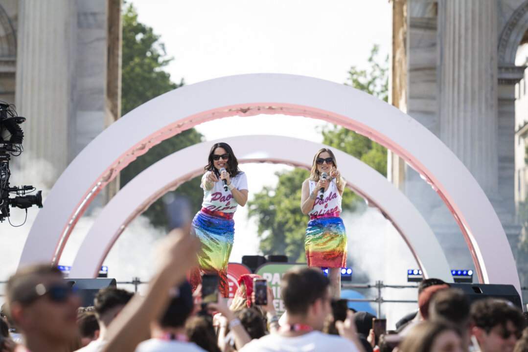 ROTILI paola e chiara3