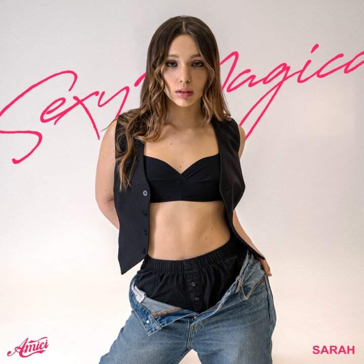 Sarah Toscano Sexy magica copertina