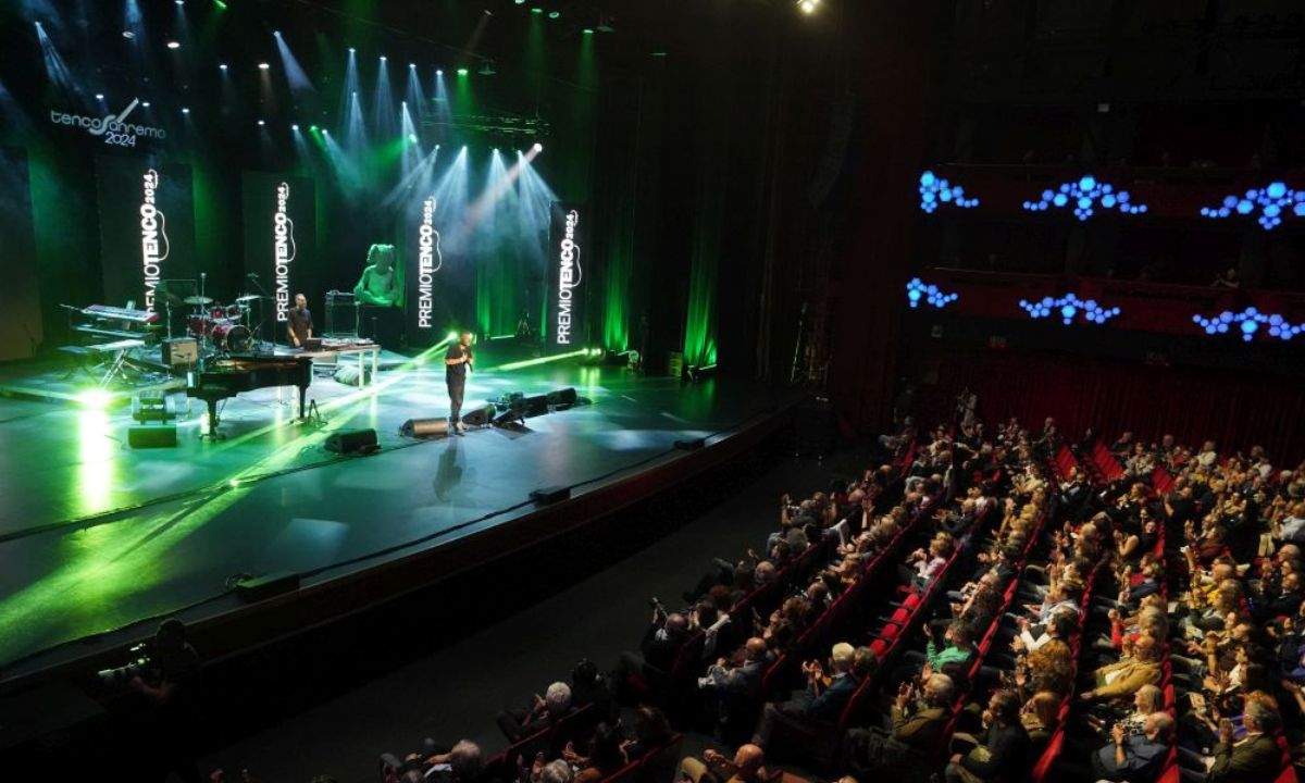 Svelate le cinquine dei finalisti delle Targhe Tenco 2025