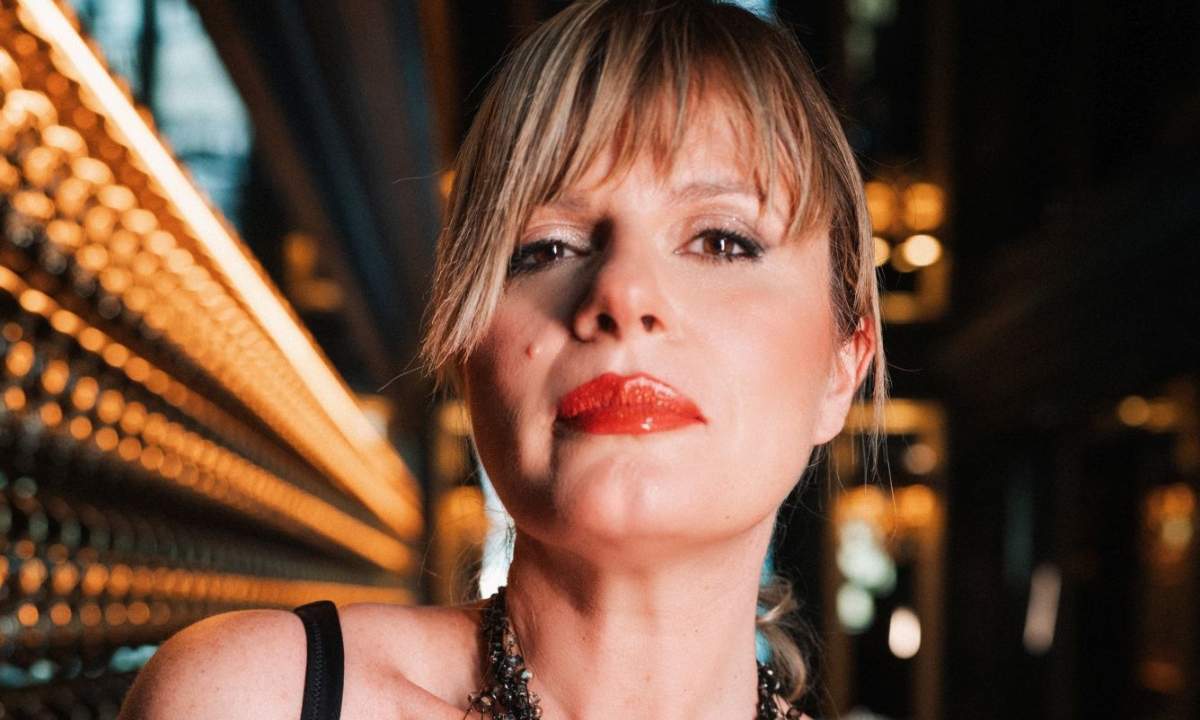 Vanessa Grey lancia il singolo "I vip so chic"