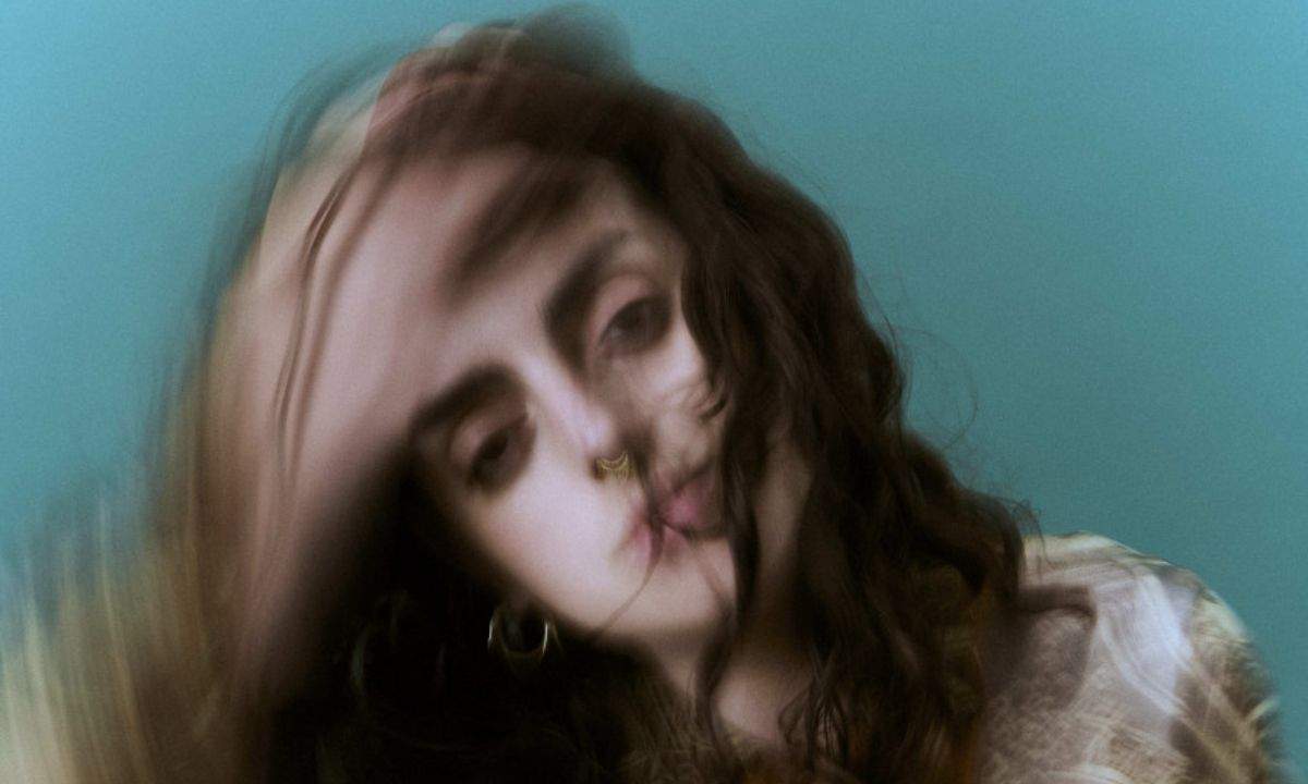 Francamente nel visual di Zagara, il nuovo brano queer ambientato a Palermo tra amore, elettronica e poesia estiva.