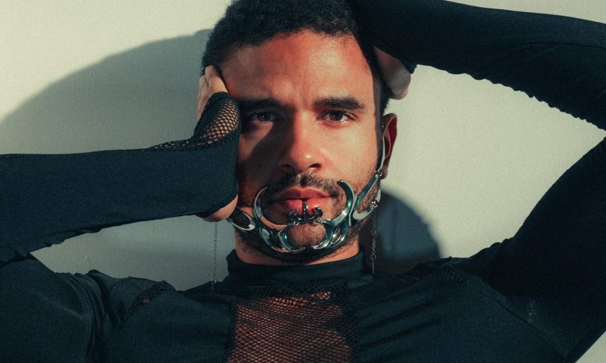 Max Francese singolo Vampire 2025