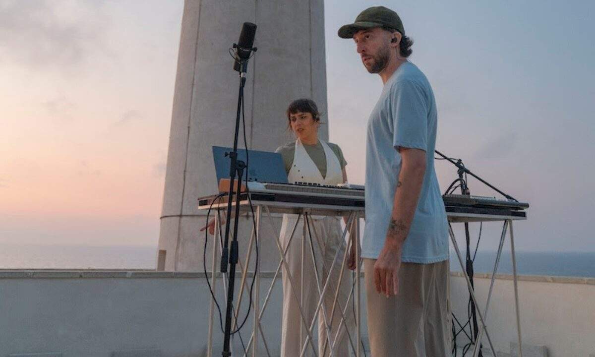 Immagine del video del singolo “Lu rusciu de lu mare” di SARAFINE