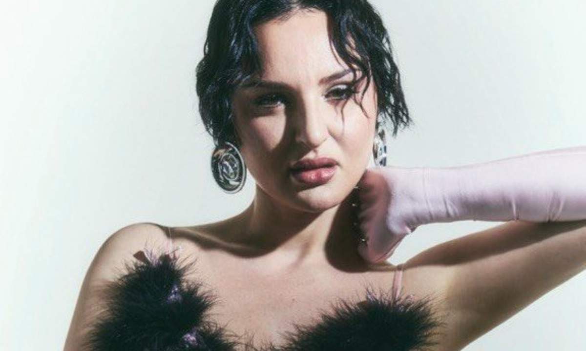 Arisa canta Pace e Nuvole live al Teatro Greco di Taormina