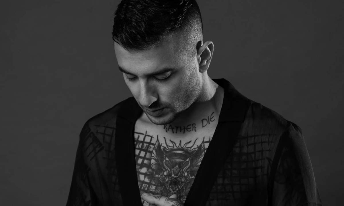 Junior Cally durante l’incontro con i ragazzi del Giffoni 2025