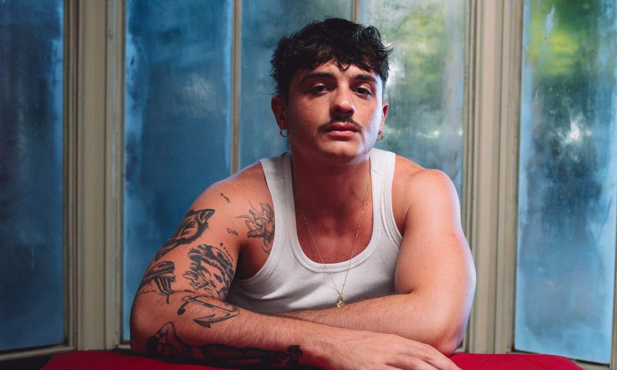 Olly pubblica Questa domenica, nuovo singolo 2025