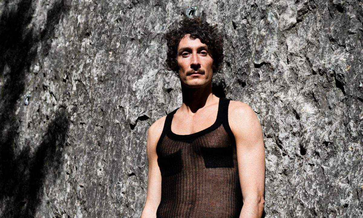 Dumbo Gets Mad pubblica il disco Five Eggs