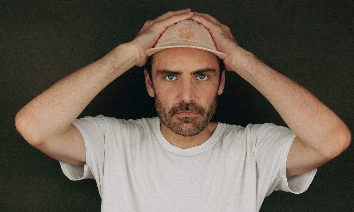 Dutch Nazari Guarda Le Luci