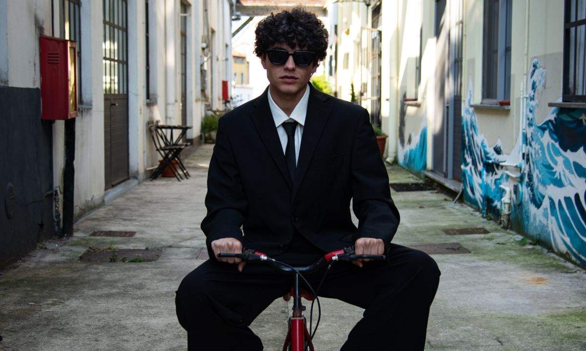 Niveo: significato del testo di A Rallentatore