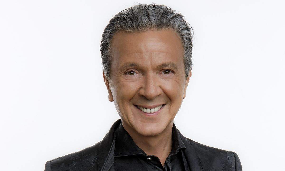 Pupo festeggia i 70 anni con un nuovo album, L'Equilibrista, e un tour mondiale