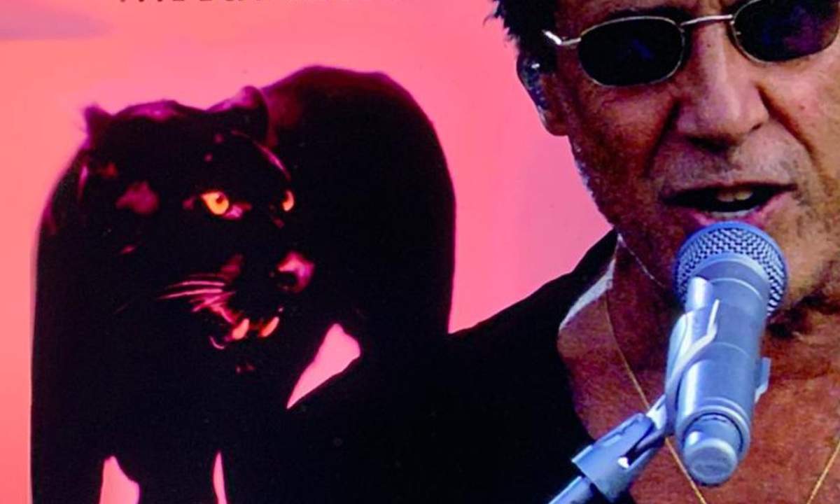 Adriano Celentano, il Molleggiato, al centro del post di Claudia Mori rivolto alla Rai