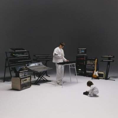 Copertina di Dopamina, il nuovo album di Sick Luke: recensione tra rap, trap, pop e ballad