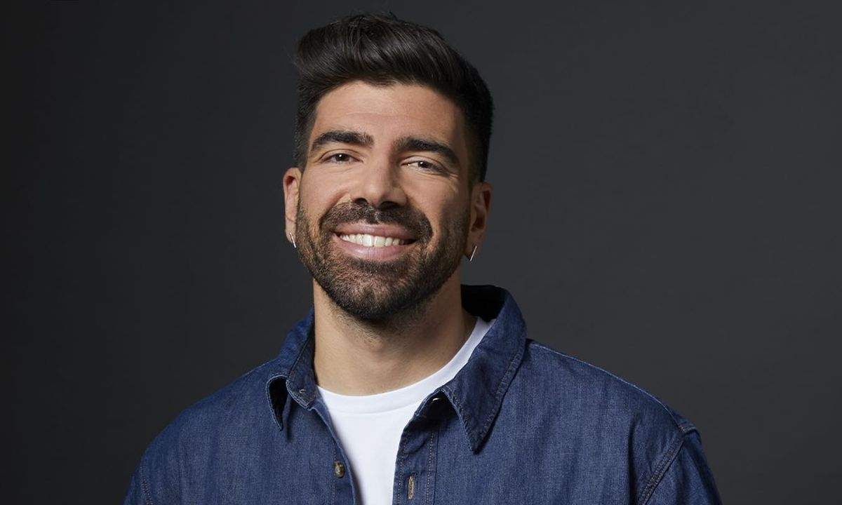 Gianluca Gazzoli conduttore Sanremo Giovani 2025