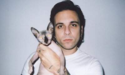 Alessio Bernabei annuncia il ritorno da solista dopo l’esperienza con i Follya