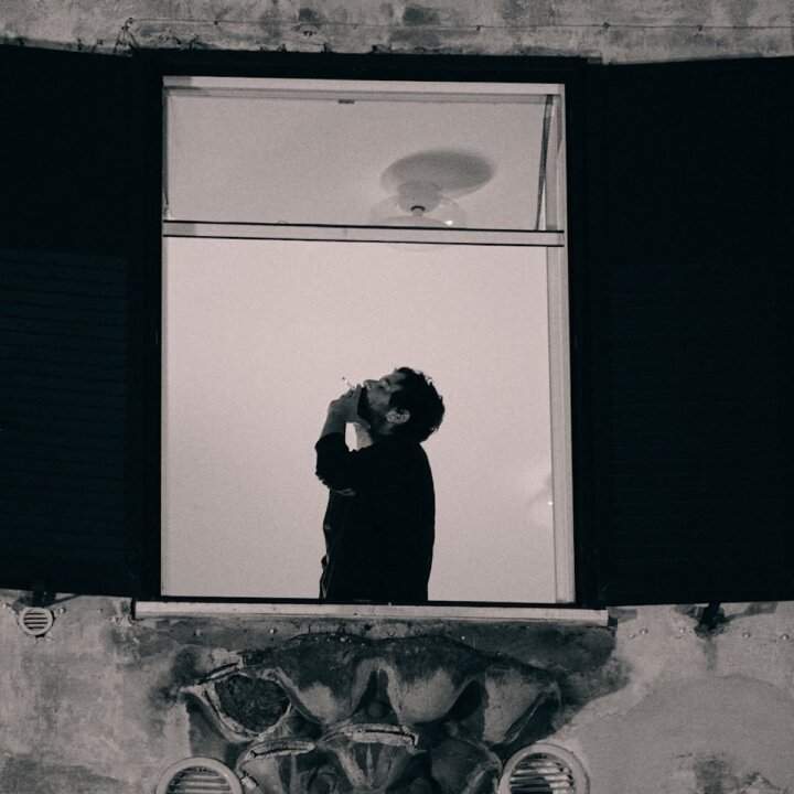 Tommaso Paradiso la caopertina dell’album “Casa Paradiso”, in uscita il 28 novembre 2025 per Sony Music