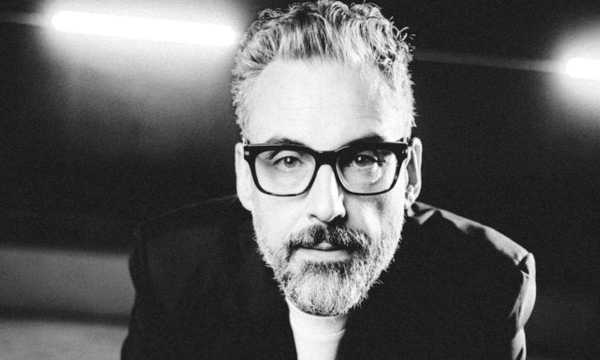 Brunori Sas torna live con il tour "TuttoBrunori, Canzoni e Monologhi"