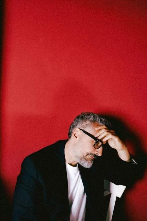 Brunori Sas torna live con il tour "TuttoBrunori, Canzoni e Monologhi"