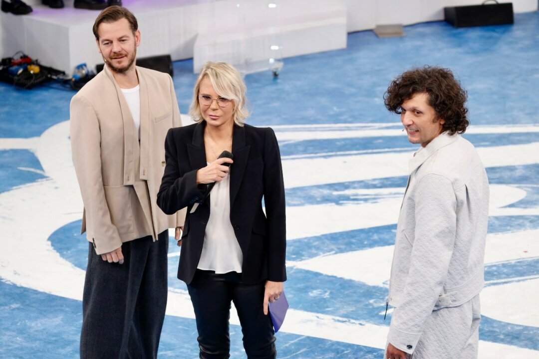 Ermal Meta e Alessandro Cattelan ad Amici 25