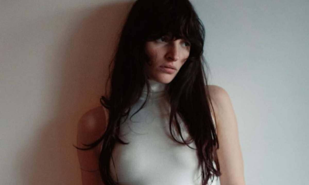 Angelica Bove con il brano “Mattone” tra i protagonisti di Sanremo Giovani 2025