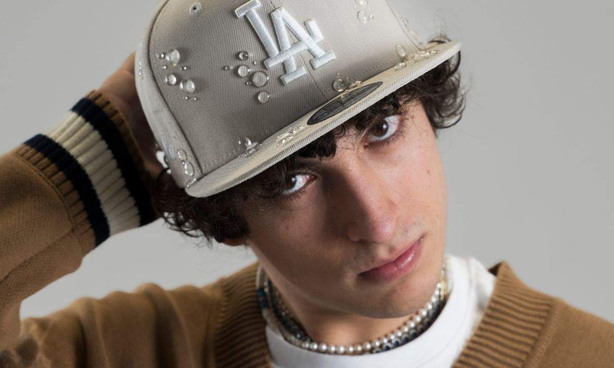 Cola Siel presenta il nuovo singolo Azzurro feat. Julie Cametti