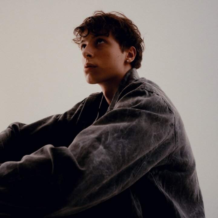 Copertina del singolo “Tatuaggi” di Tomasi.