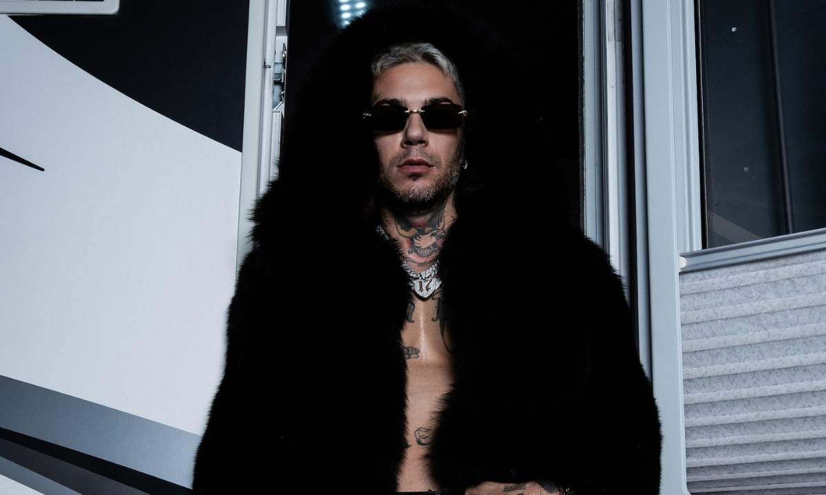 Emis Killa annuncia il nuovo album Musica Triste