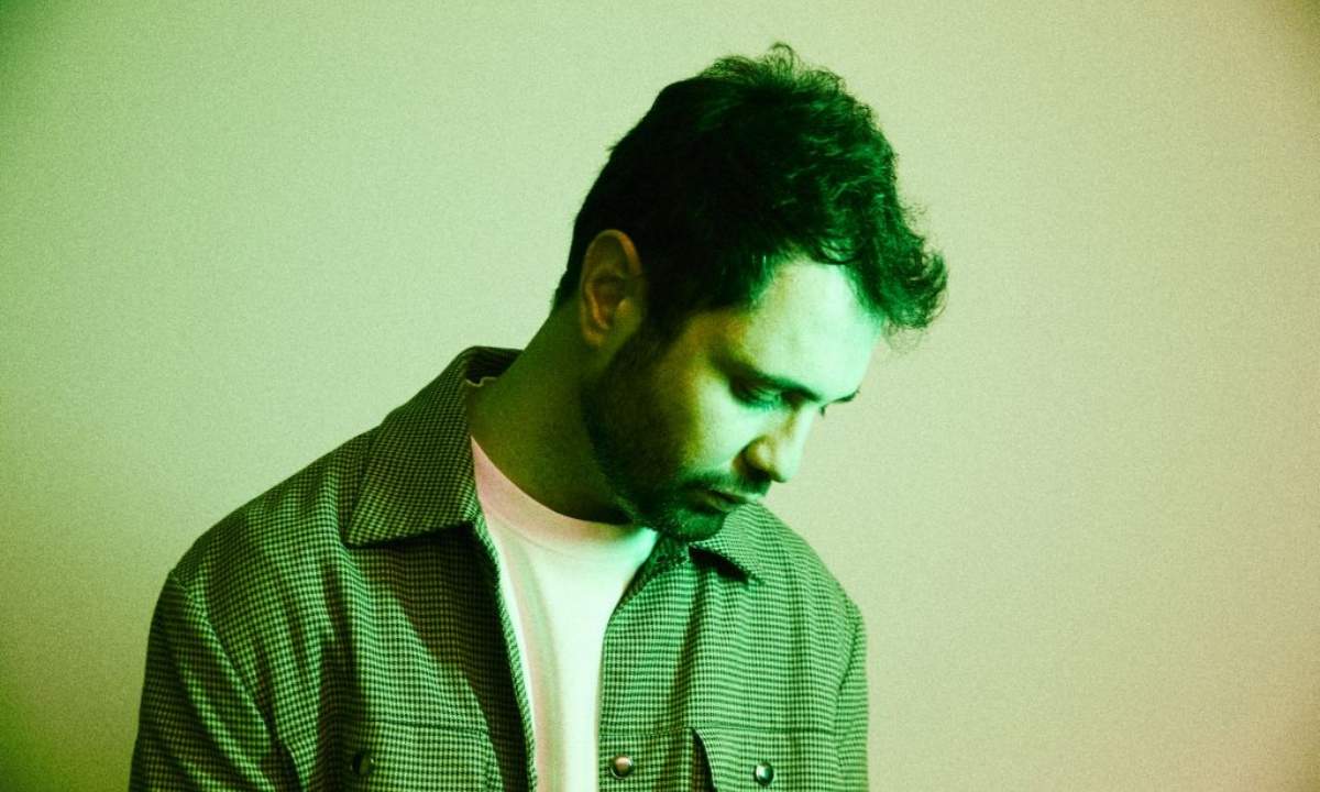 Santoianni SUONATUTTOUGUALE tour nelle università