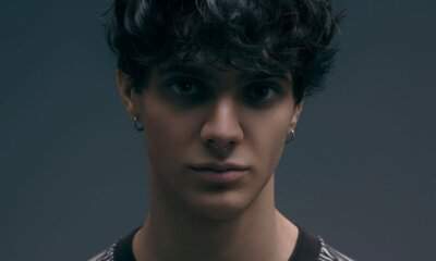 tellynonpiangere a X Factor 2025 mentre presenta il suo inedito “Barche di carta”