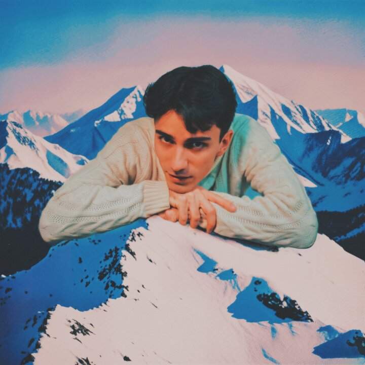 Nuela returns with the single "S!LV!0 B3RLUSC0N!"