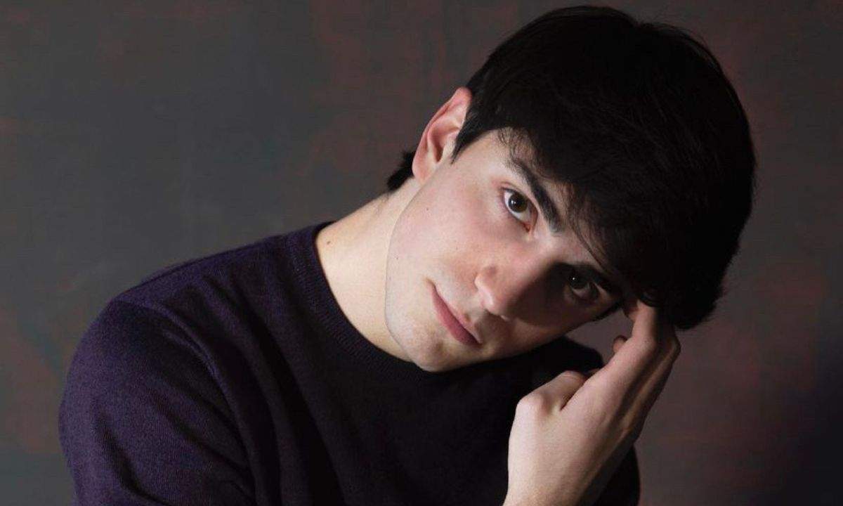 Nuela pubblica il singolo "S!LV!0-B3RLUSC0N!"