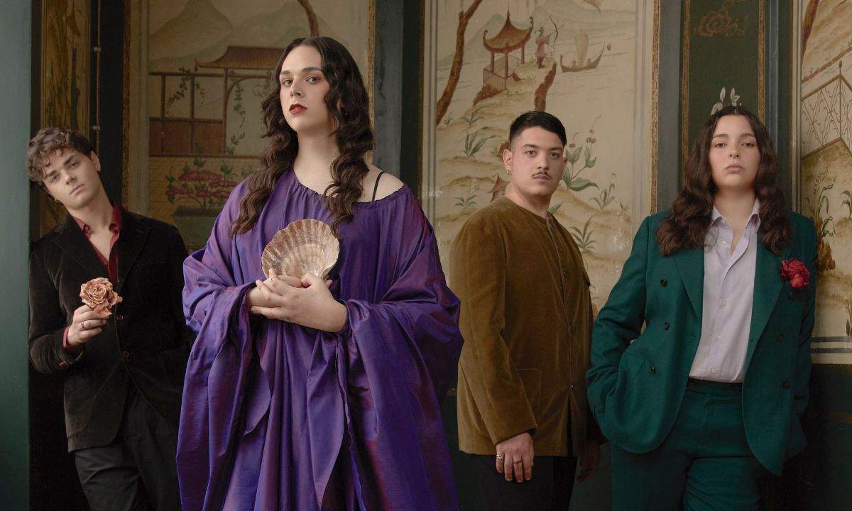 I Santamarea esordiscono con il disco "Anime storte"