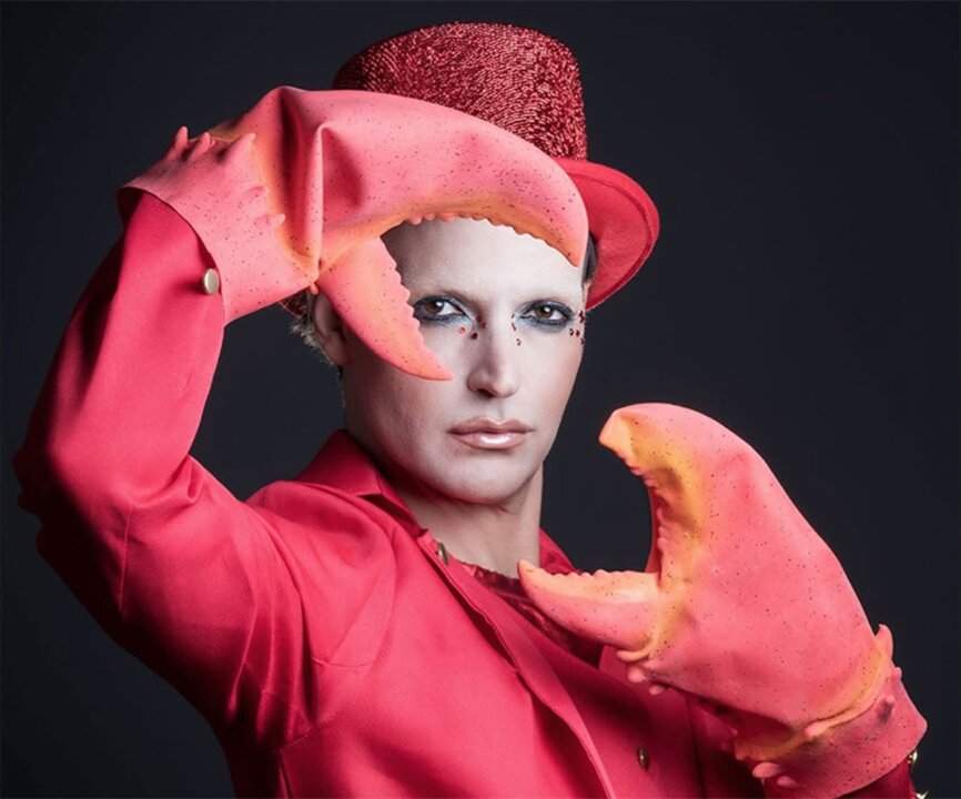 Valerio Scanu è protagonista del musical "Incanto - Atlante di mondi immaginari"