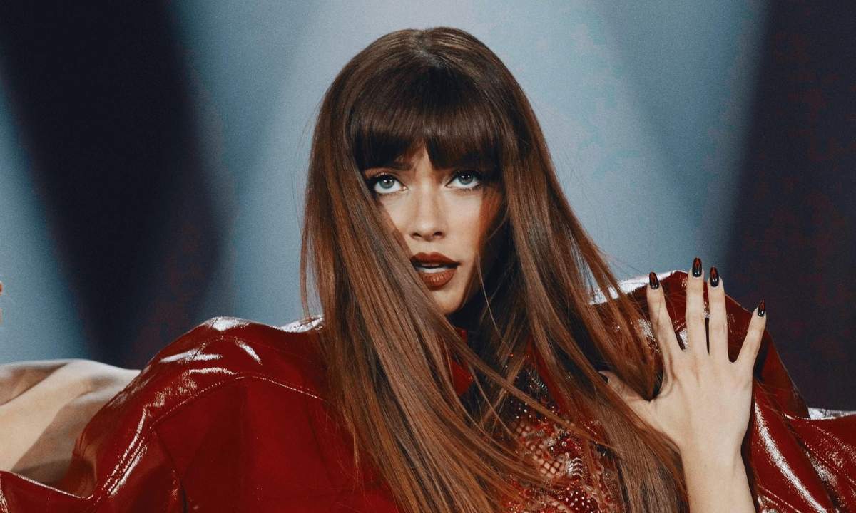 Annalisa annuncia il tour “Ma noi siamo fuoco – Capitolo II” nei palasport nel 2026