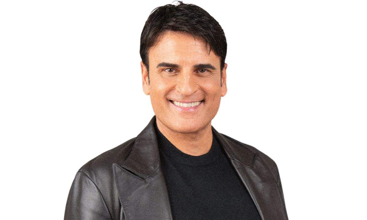 Sal Da Vinci annuncia il tour 2026 nei teatri italiani