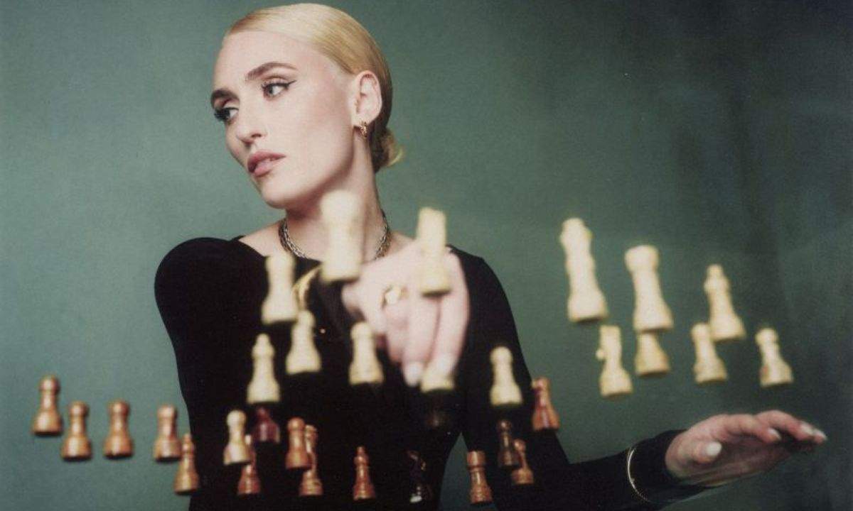 Mara Sattei nuovo album Che me ne faccio del tempo