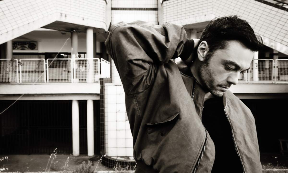 Tiziano Ferro primo piano per il lancio del singolo Sono un grande e tour negli stadi 2026