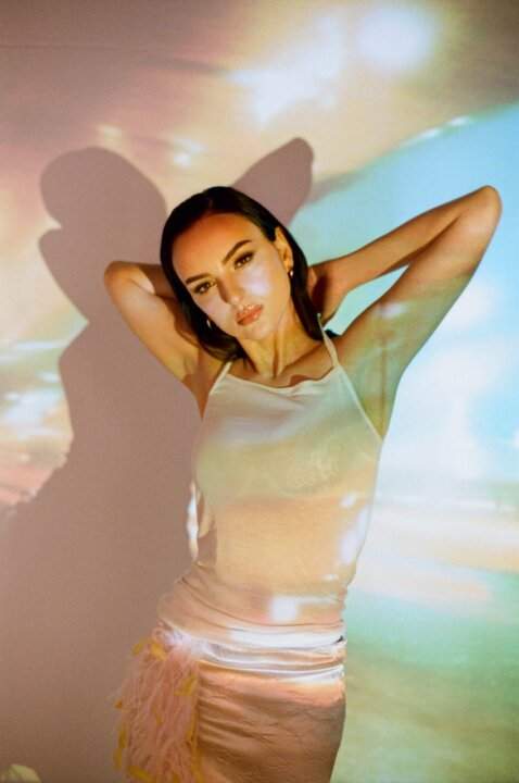 Arisa competing in Sanremo 2026 with "Magical fairy tale"