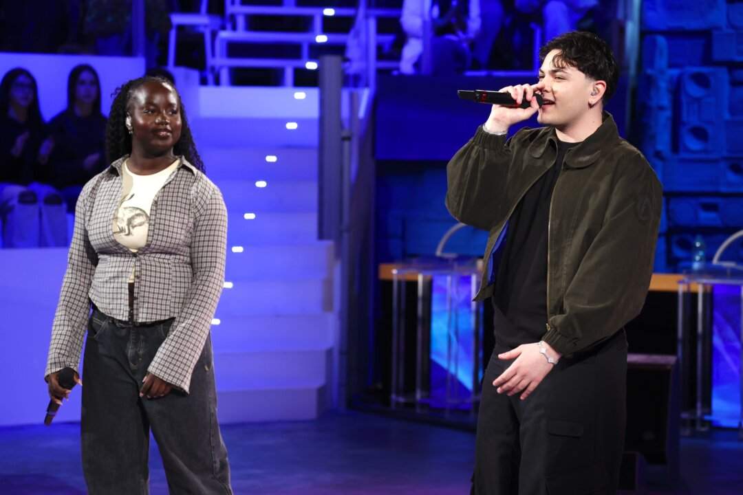 Petit e Mimì ad Amici 25