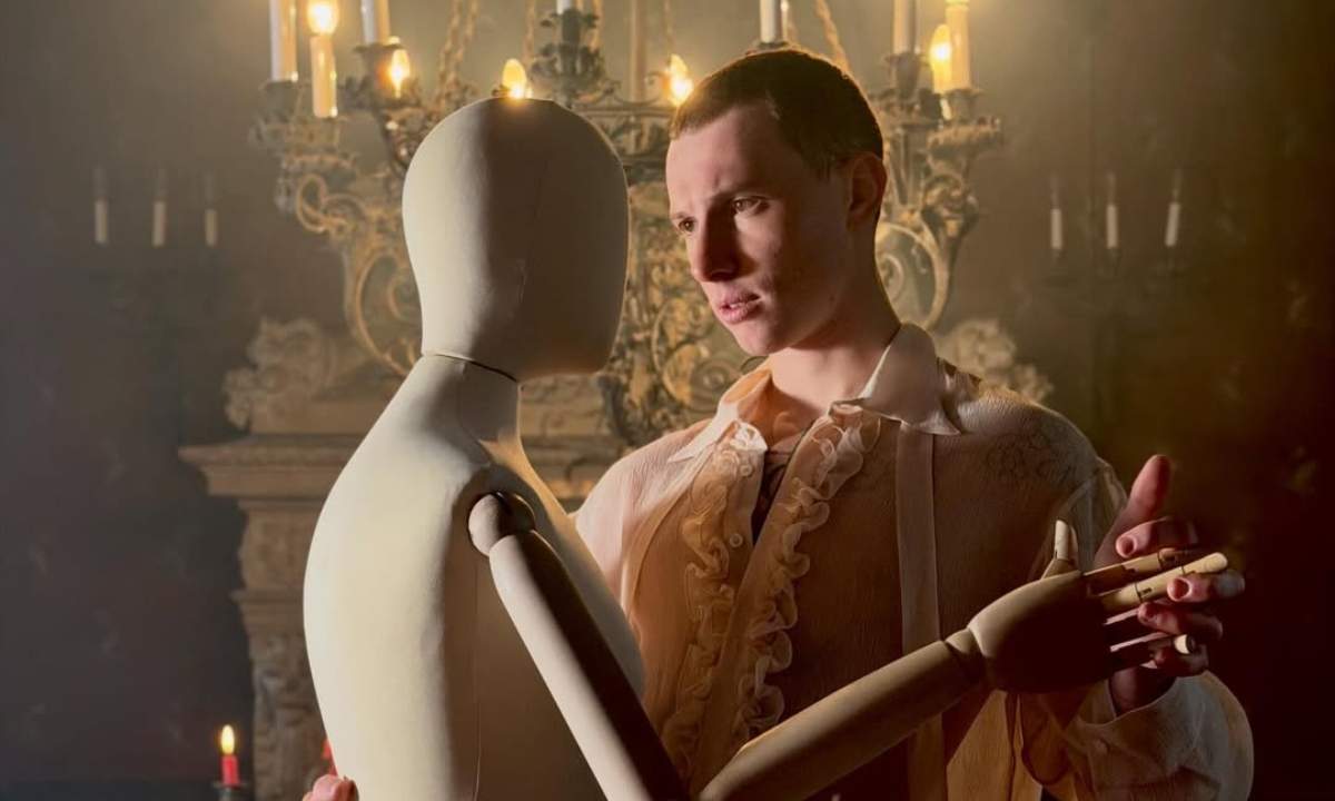 Wax nell’anteprima del singolo Nessuno qui è chi dovrebbe essere