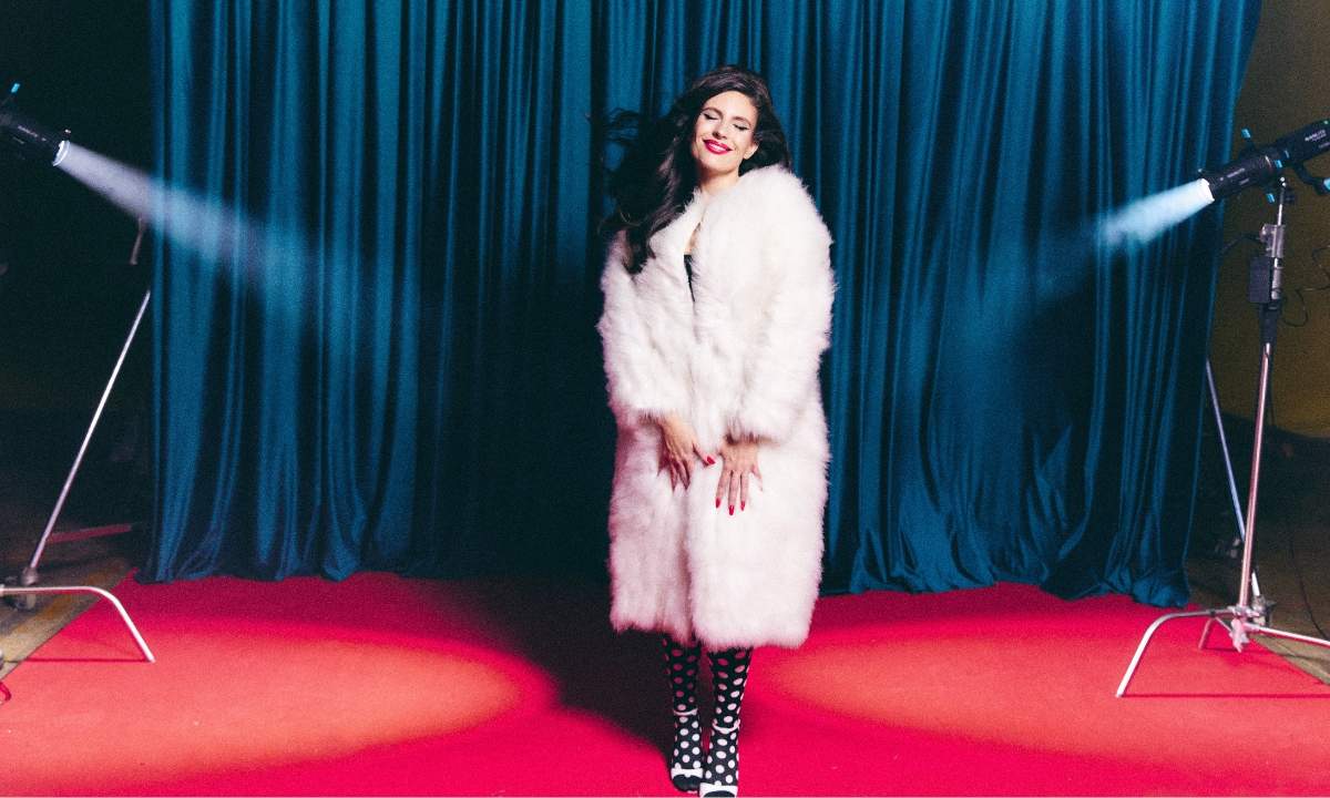 Ditonellapiaga intervistata per Sanremo 2026