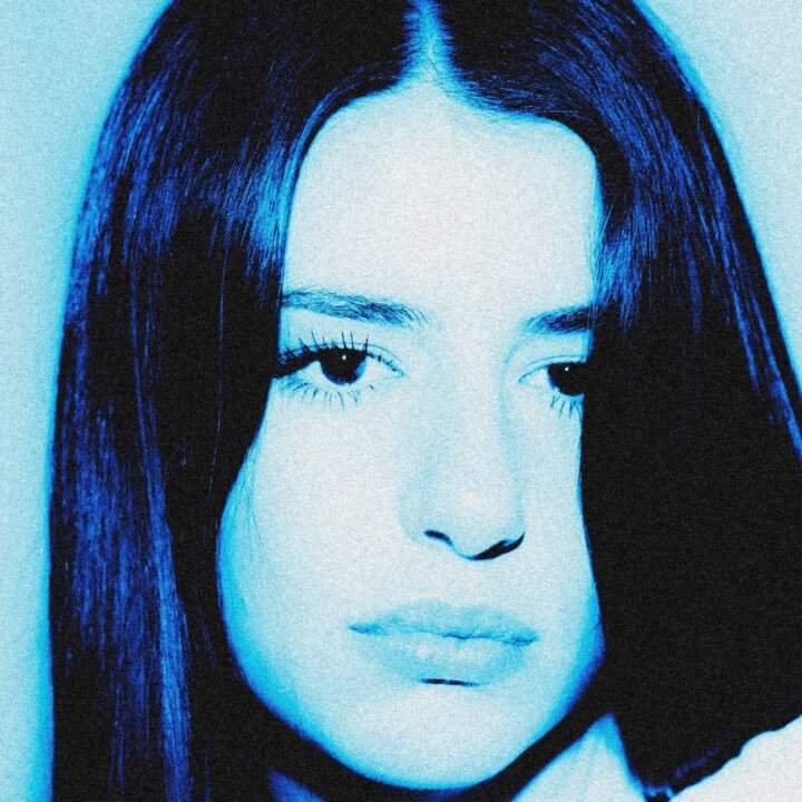 Federica Carta per il singolo “Ti prego non piangere”