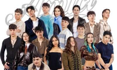 I cantanti ammessi al Serale di Amici 2026 in posa ufficiale