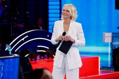 Amici 25 prima puntata serale 21 marzo 2026